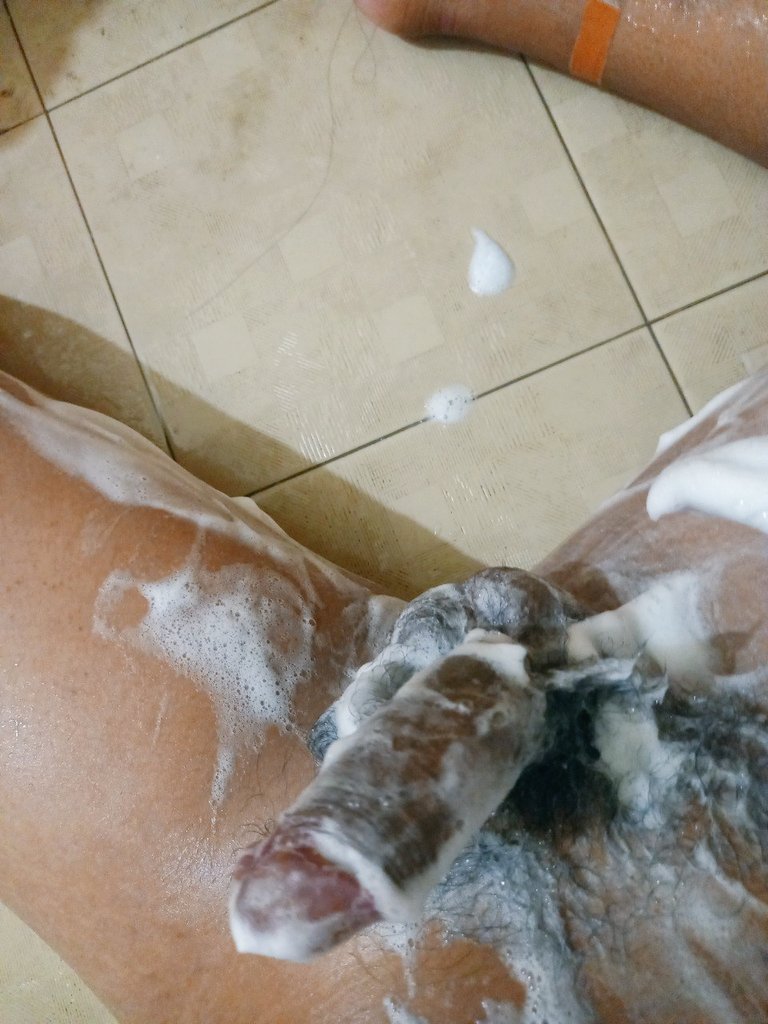 ChantolP49836's tweet photo. #តោះស្អែកមើលគេអ៊ុំទូកនៅស្ពឺអត់តោះ❤️❤️👌👌💦💦 https://t.co/FcWyJGKFGq