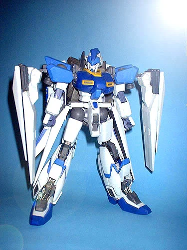 ガンプラやそこらのジャンクパーツをかき集めて2日くらいでお遊びで作った「オレの考えたへんけいするガンダム」('ー`)#他人の持ってない模型を晒してみる 