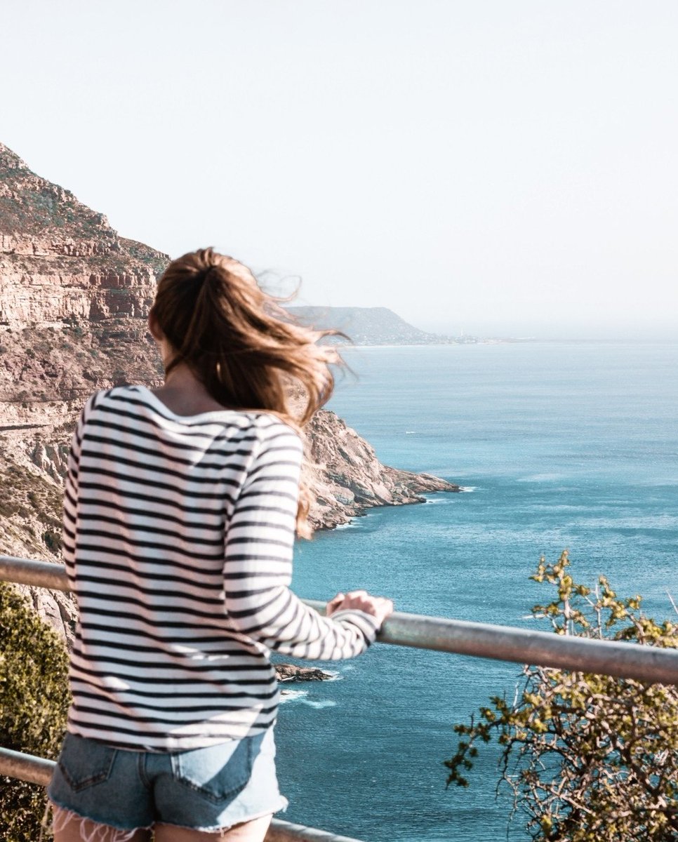 Views, mountains & oceans galore.

chapmanspeakdrive.co.za

📷 @annie_thoms on Instagram

#chappies #chapmanspeak #chapmanspeakdrive #DiscoverHoutBay #houtbay #lovecapetown #capetown #southafrica #shotleft #discoverctwc #tavelmassivect #TravelMassive #TravelChatSA #nowherebetter