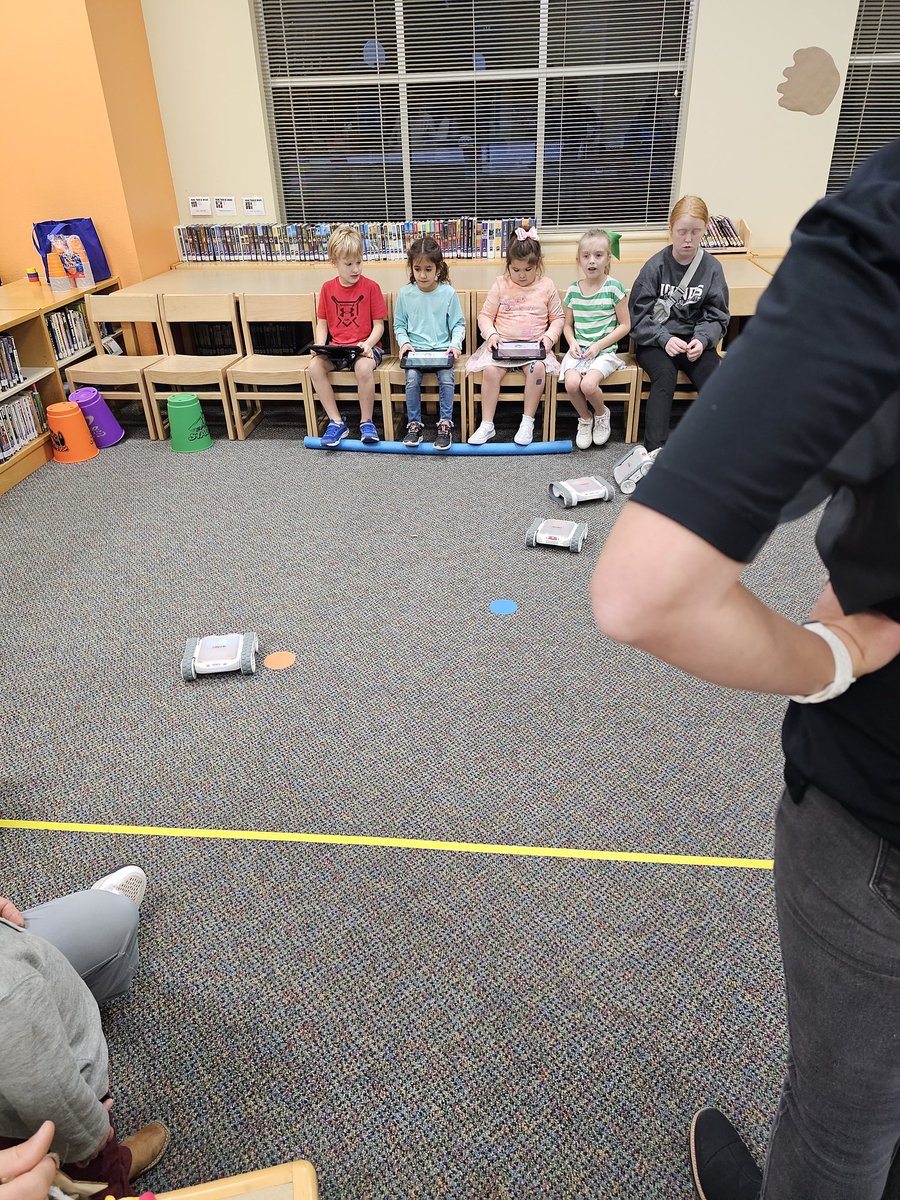 Great Family STEAM night <a href="/CiboloCreekES/">Cibolo Creek Elementary School</a> last night! Great turnout and a big thank you to <a href="/ChelsMadsen/">Chelsey Madsen, Ed.D.</a> and <a href="/limclaughlin7/">𝓛𝓲𝓼𝓪 𝓜𝓬𝓛𝓪𝓾𝓰𝓱𝓵𝓲𝓷</a> for your help manning stations in the library.