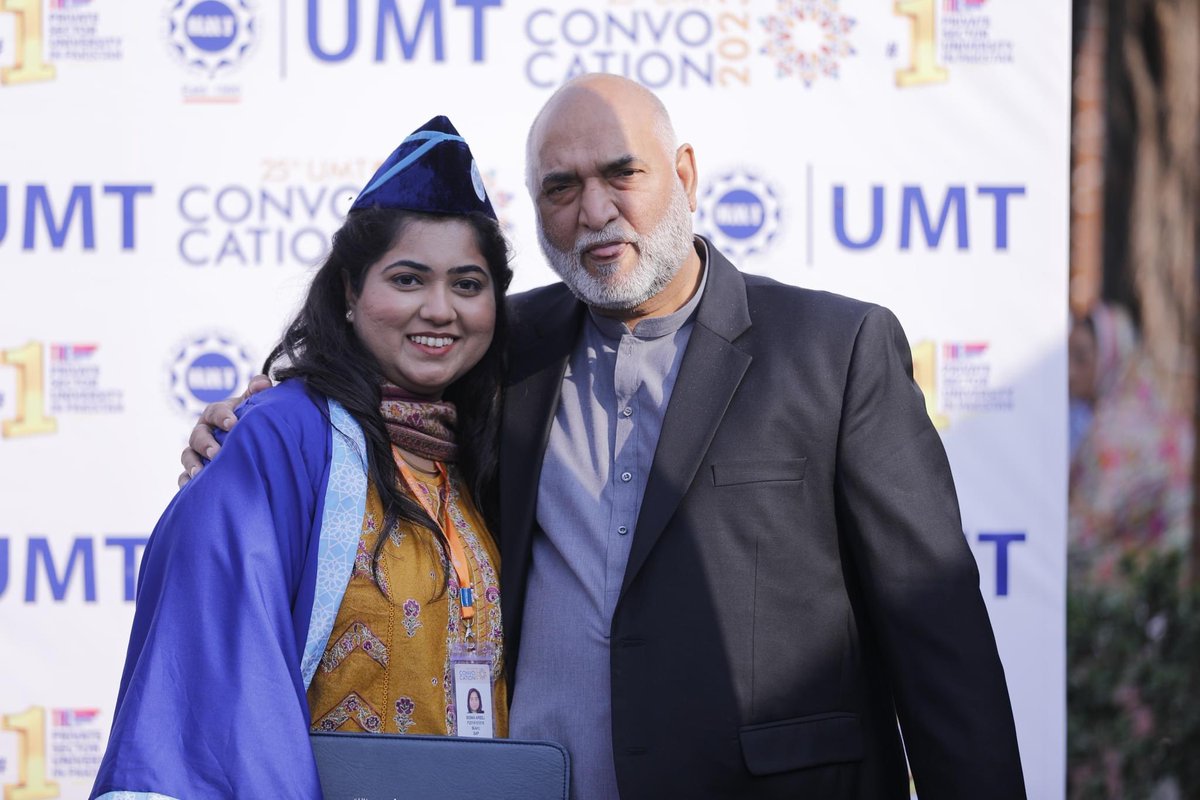 UMTOfficial's tweet photo. Convocation - A day of joy for graduates and their parents

Convocation is more than an event, it's a day radiating with shared happiness, cherished memories, and the promise of new beginnings.

#UMTConvocation #myUMT https://t.co/iCPvcv2S8H