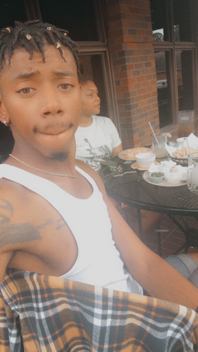 iPostRandomBS's tweet image. 