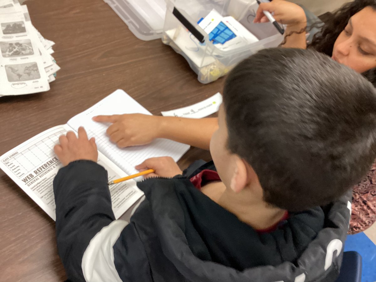 Fascino_Math's tweet photo. Using choice boards is definitely not easy, but the payoff is beautiful 😊.  Watching  these  kids  move  through  their  self  selected  stations with  confidence  is  a  result  of  your  perseverance and hard  work 💪 @becca_732 @NISDCNE @NISDElemMath @Analisa__G https://t.co/SUD0tVA0wA