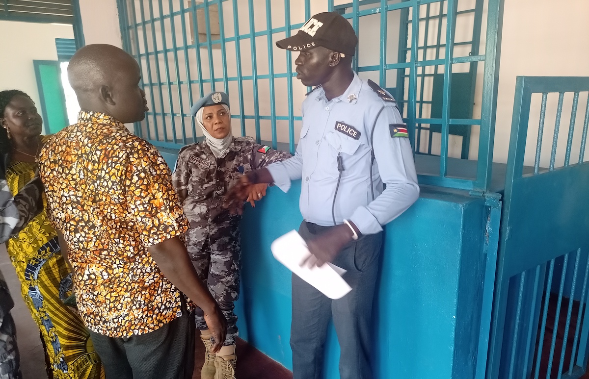 unmissmedia's tweet photo. Residents of Kuajok, #SouthSudan, rejoice! Your access to justice & the rule of law is set to improve, following the handover of a renovated police post funded by #UNMISS. Solar-powered and with separate cells for men, women, and youth, it’s a beauty to behold!
#A4P #UNPoliceWeek https://t.co/vH2eb7j70I