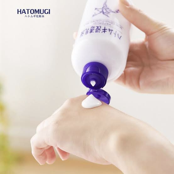 ส่อต่อ Hatomugi Skin Conditioning Milk เปิดใช้ 21oct เหลือ60% ขายเนื่องจากเราเปลี่ยนไปใช้ยาของคุณหมอค่ะ🛋️

🎀Price 120 บาทรวมส่งค่ะ

🧴สั่งซื้อ : mention / dm 

#hatomugi #ส่งต่อคสอ #ส่งต่อสกินแคร์ #ส่งต่อคสอ #ส่งต่อเครื่องสําอางค์ #ส่งต่อสกินเเคร์มือสอง