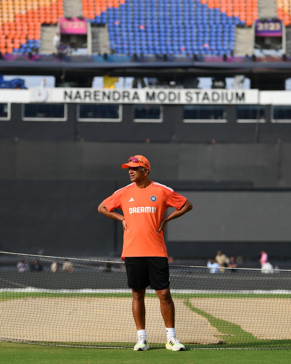 cricketworldcup's tweet photo. Getting ready for the ultimate battle 💪

#CWC23 #INDvAUS https://t.co/dvXPscZYr1
