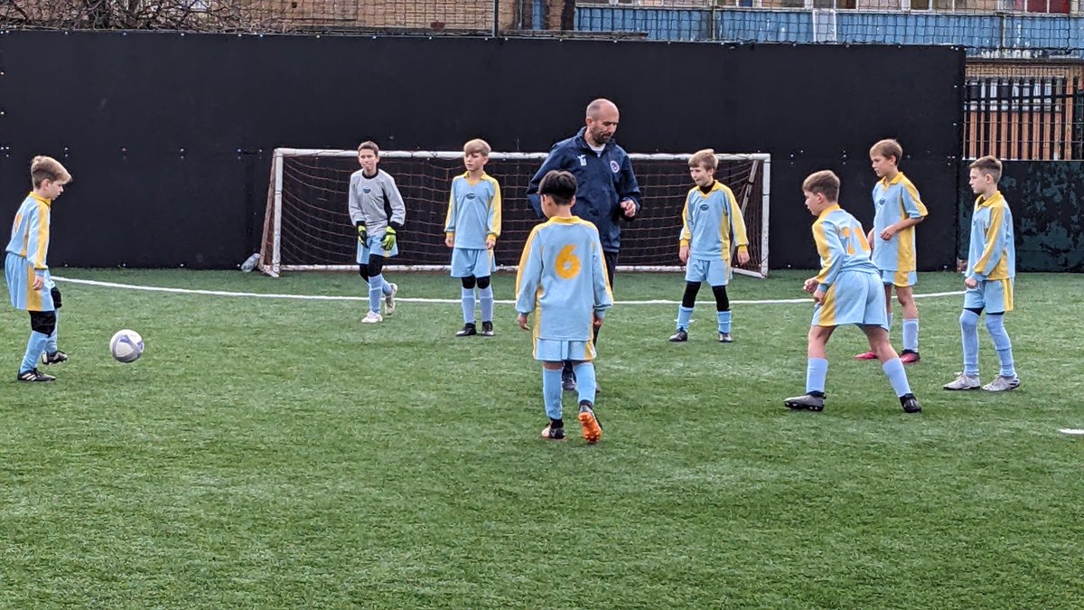 Hendrefoilan's tweet photo. A fantastic effort from all the Y5/6 boys who took part in the Swansea Schools football tournament at Pure Football yesterday. Da iawn to every one of you. You represented #hdfp brilliantly. #hdfporcas #hdfpRF #hdfpHCI https://t.co/15UCWfV69X