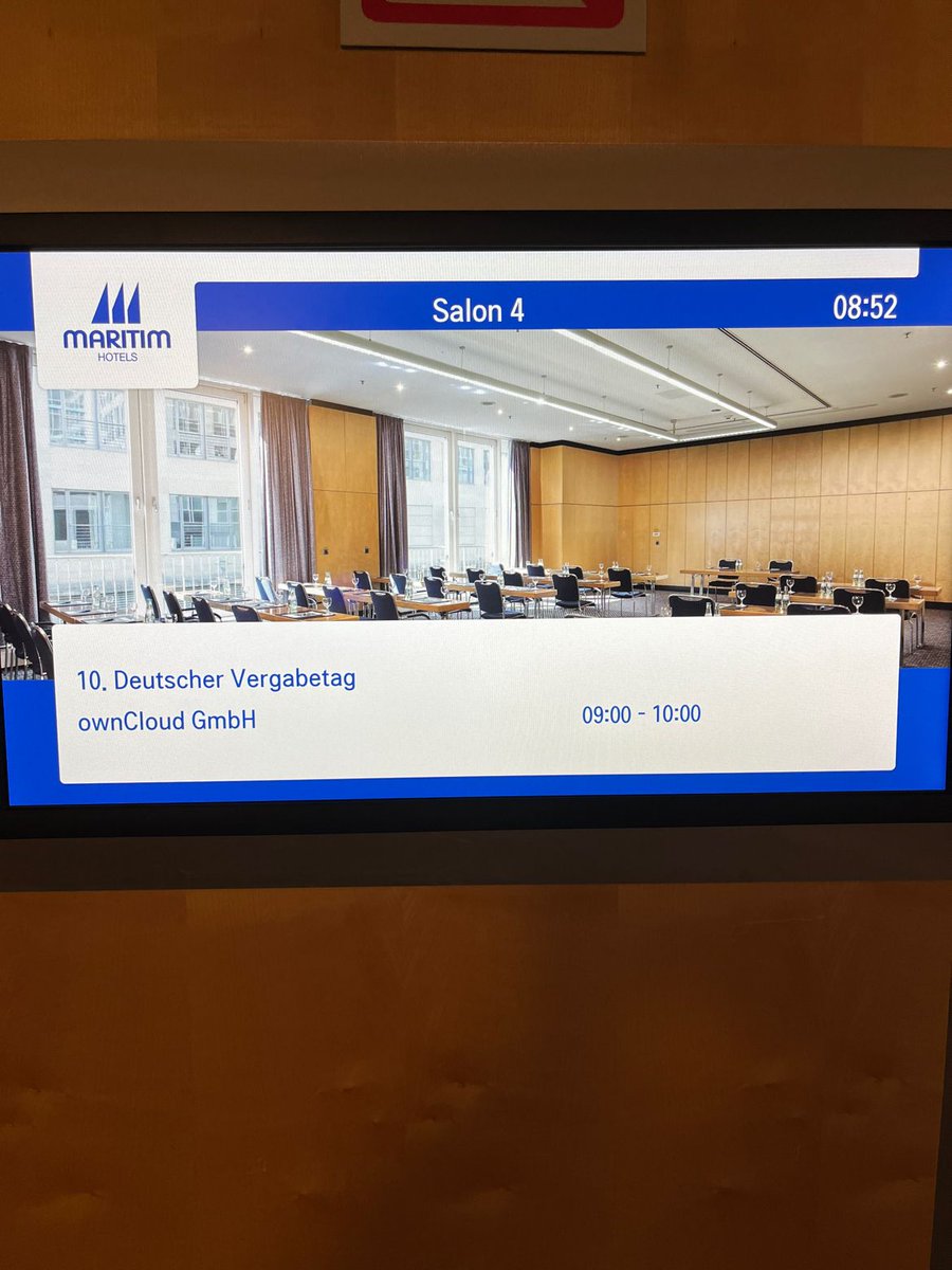 ownCloud's tweet image. 2 spannende Tage auf dem #deutschervergabetag neigen sich dem Ende zu. @DanielZielke sprach mit rund 40 Teilnehmern im Innovationsforum darüber, dass die gezielte Beschaffung von #OpenSourceSoftware bereits mit den geltenden Regeln des Vergaberechts möglich ist.