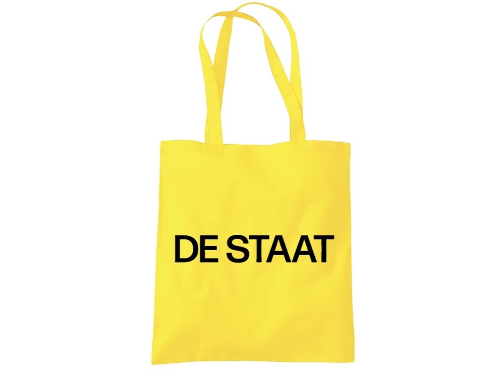 New Merchandise 🤩
We got some fabulous new goodies for you in our webshop. They will keep you warm and looking fresh. 

Also perfect gifts for Sinterklaas 👞 or Christmas 🎅 

destaat.merchstore.nl