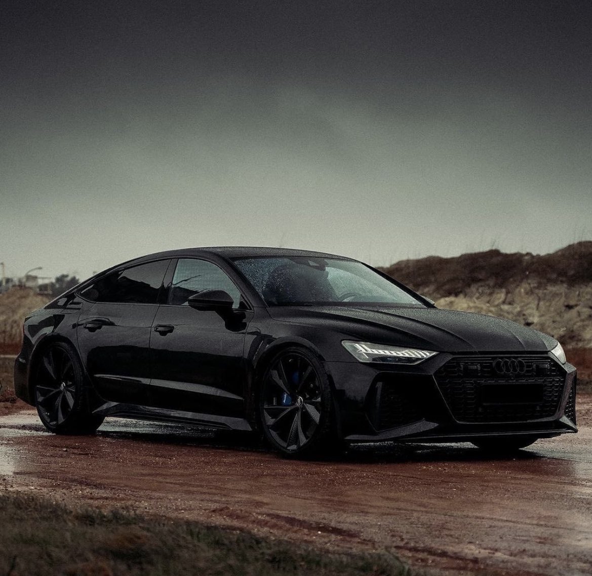 LuxuryCars365's tweet photo. Audi RS7 ☁️ https://t.co/fr3Lj0ZCkB