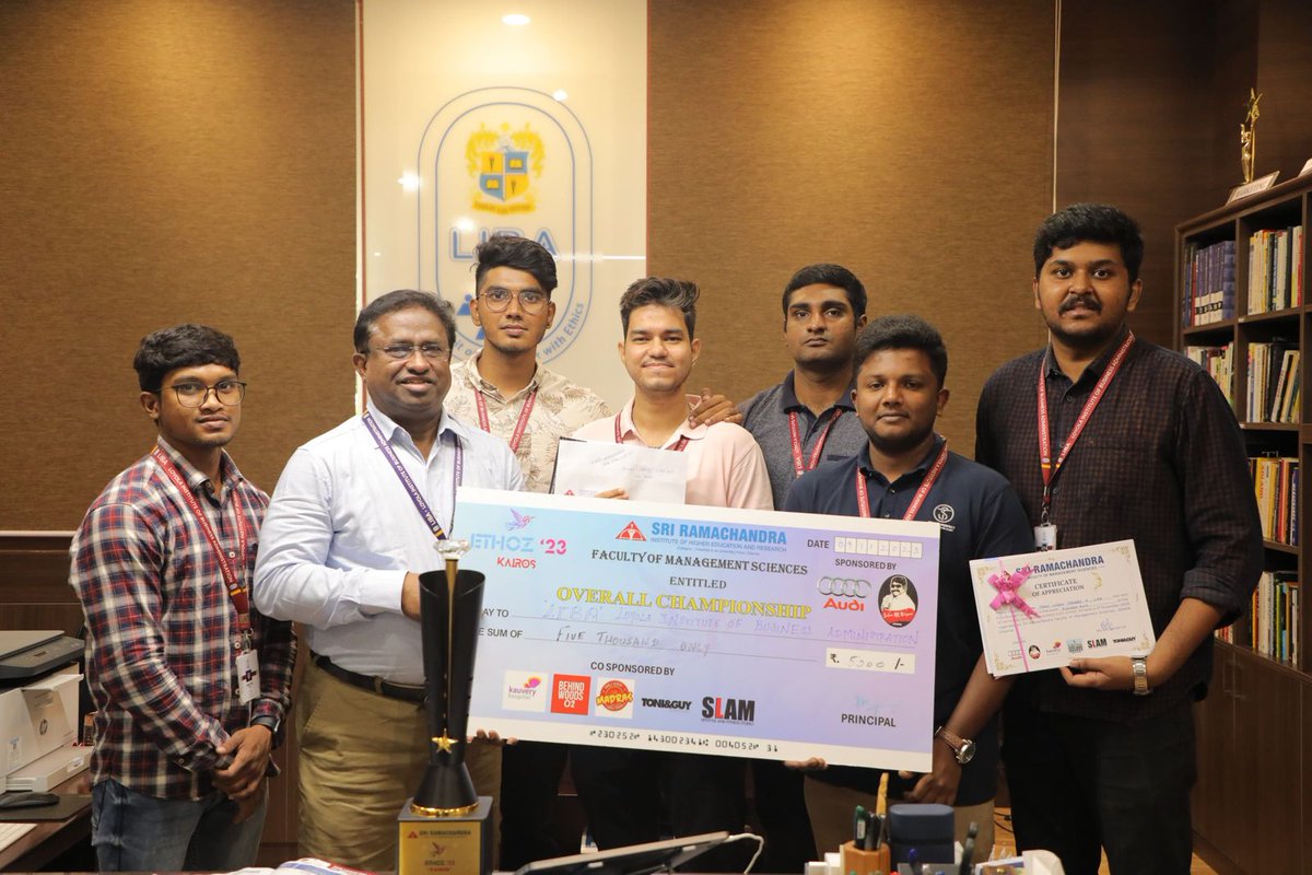 LIBA_Chennai's tweet photo. LIBA Congratulates   the Winners of  1st Prize  and 2nd Prize of Business Quiz Competition at the National Level Management Fest- “ETHOZ ’23” hosted by Sri Ramachandra Faculty of Management Sciences, LIBA also was awarded the overall trophy. https://t.co/WlrcBOOcBp