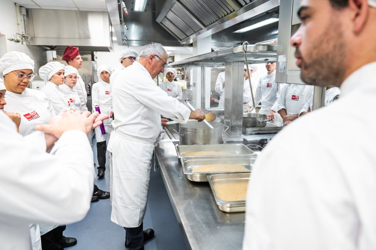 Italy in Spain tweet media