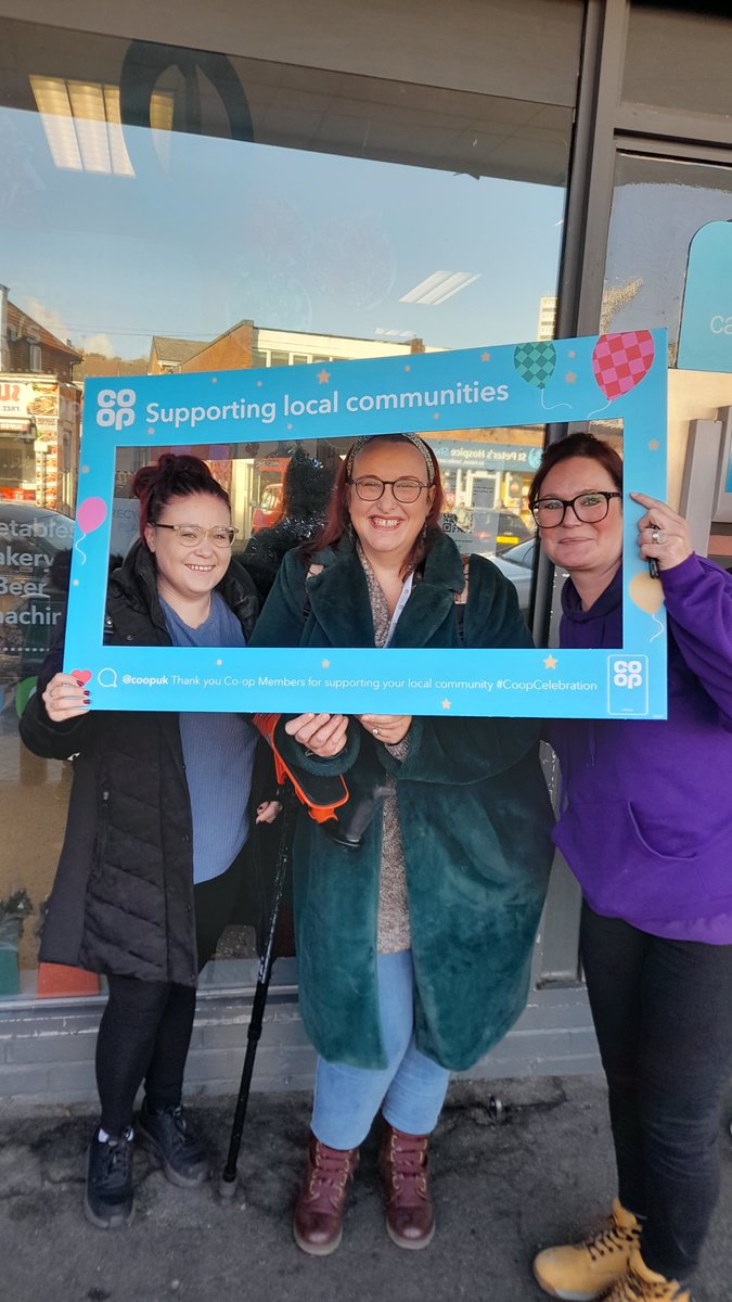 Have just met some lovely people at ShirehamptonCoop.  From Extraordinary Lives and Bristol NW Food Bank. They do incredible work for no reward.