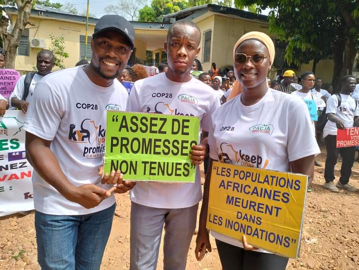 In the spirit of Unity and determination,our <a href="/Summer_School1/">Nairobi Summer School on Climate Justice</a> alumni from Togo🇹🇬 are at the forefront of the #KeepYourPromise campaign!Their March towards COP28 sends a powerful message for Climate Justice.Let's amplify their voices and support the movement
#climatejustice
<a href="/PACJA1/">PACJA</a>