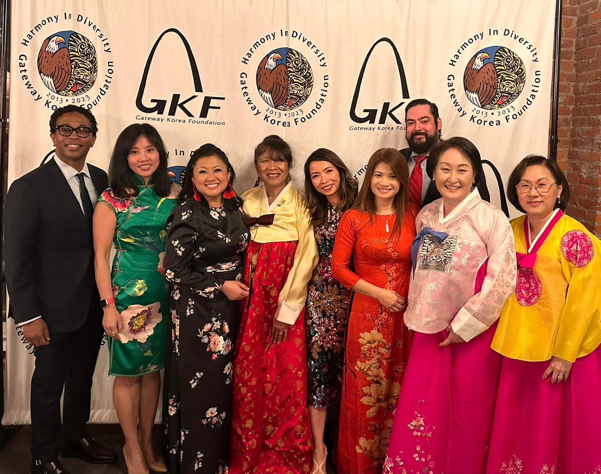 Has it already been a week? We loved seeing everyone at the Gateway Korea Foundation 10th anniversary gala in St. Louis!