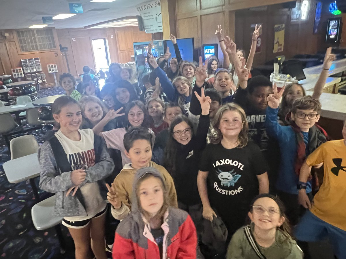 Lots of fun bowling today!  Thanks Western Bowl! <a href="/MPS_Morton/">Morton Elementary</a>