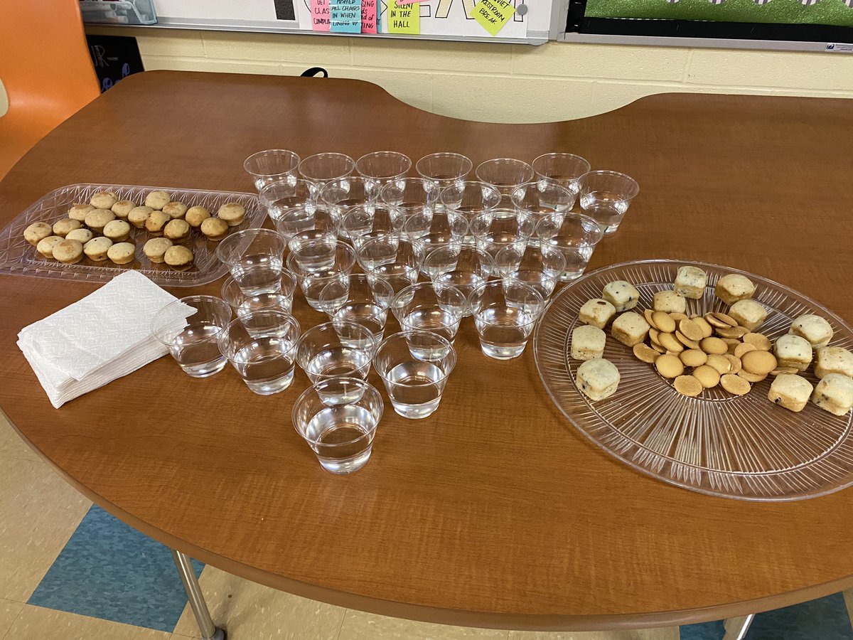 After reading Love that Dog, 4th grade students in Mrs. Clardy’s class held a Poetry Cafe for peers and parents. They shared original poems and inspirations. What a wonderful way to showcase <a href="/Hamilton_RWE/">Ridgeway Stars</a> writers! 

<a href="/Hamilton_Instr/">Julie Arnold</a> 
<a href="/ELeducation/">EL Education</a>