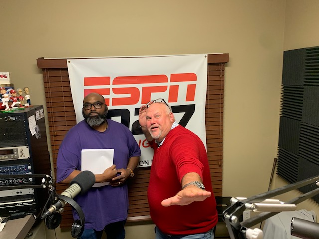 The_Sports_Web's tweet photo. United States Army presents, @ESPNRadio1027 GameNight! Today at 5p. We have @max_chaney78 for some coach speak, also WKU commit @ReedRichey1 Join us for our picks... The RAIDERS and Purples are in it to win it! #GoArmy #HartCo #BGHS @ArmyKYTN https://t.co/otvPTxyKgL