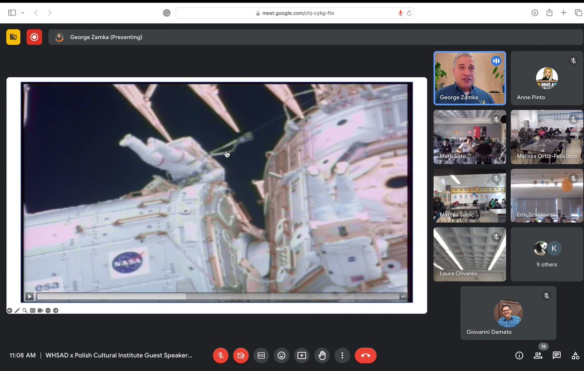 Astronaut George Zamka joined us today as part of <a href="/PolishInstNY/">Polish Cultural Institute New York</a>’s “Dare to be Copernicus” series. He discussed his time at the international space station &amp; his experience as an astronaut. The students discussed w/ him how design impacts space travel <a href="/BKNHSSuptRoss/">Janice Ross</a> <a href="/ElleRushie/">Dr. Rushell White</a>