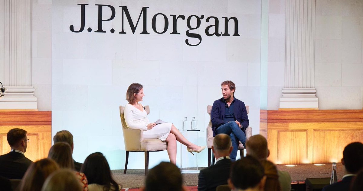 From one event to another, time has flown by since last summer! The highlight has definitely been meeting so many incredible people along the way 🚀🌍☘️

#websummit #bpi #jpmorgan #conference #summit