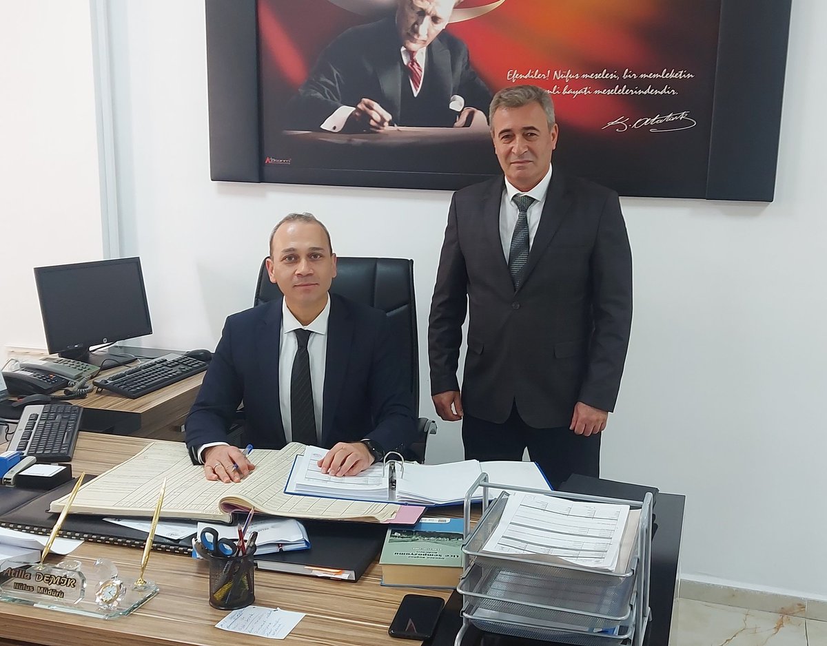 cagriavci_'s tweet photo. @LiceNufus denetimi ile mesai arkadaşlarımıza çalışmalarında refakat ettik. Göstermiş oldukları misafirperverlikten ötürü kendilerine teşekkür ederim. #HayatınızınHerAnında @TCNufus @itasyapan @aliihsansu_ @fth_ayaz @dbakirvalilik @kerem_yenigun @LiceKaymakamlik https://t.co/vl1uWYB1QN