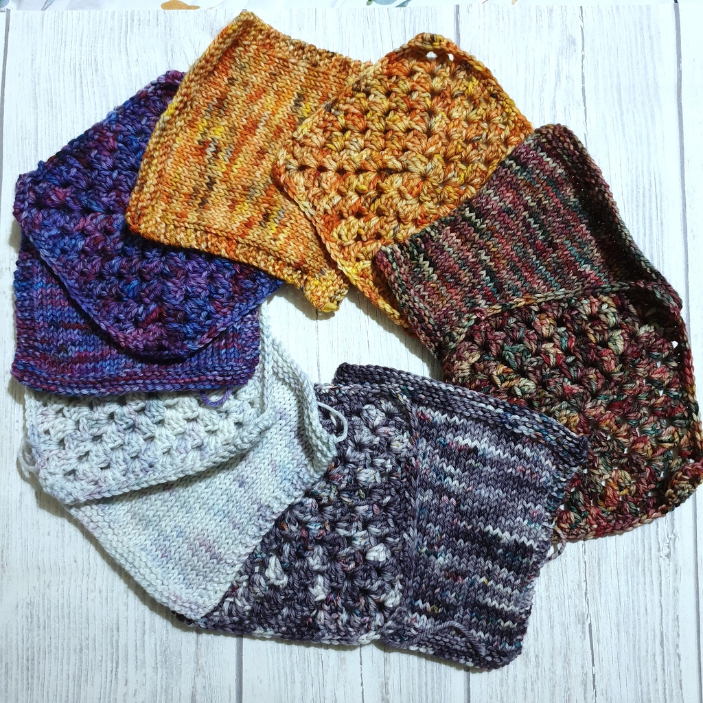 skeinqueen's tweet photo. Individual photos will be coming soon but here are the knit and crochet sample squares for the new colourways. I think they all look great both knitted and crochet 😀 What bases would you like to see them on next? #YarnTwitter #KnittingTwitter #HandDyedYarn https://t.co/uDiFgWM04v
