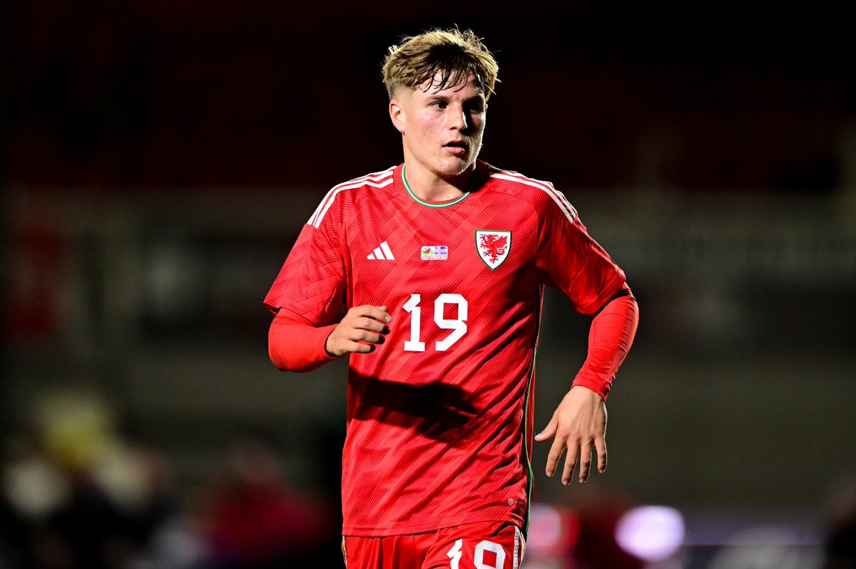 Tom Davies tweet media