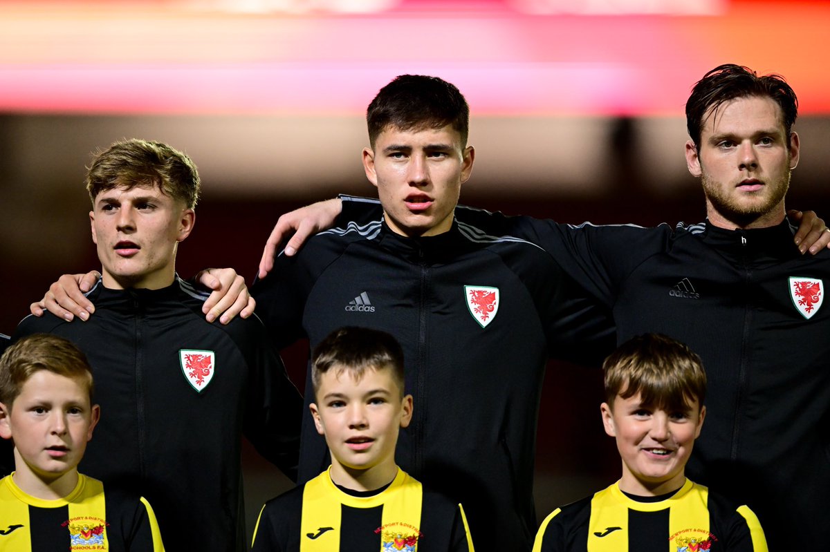 Tom Davies tweet media