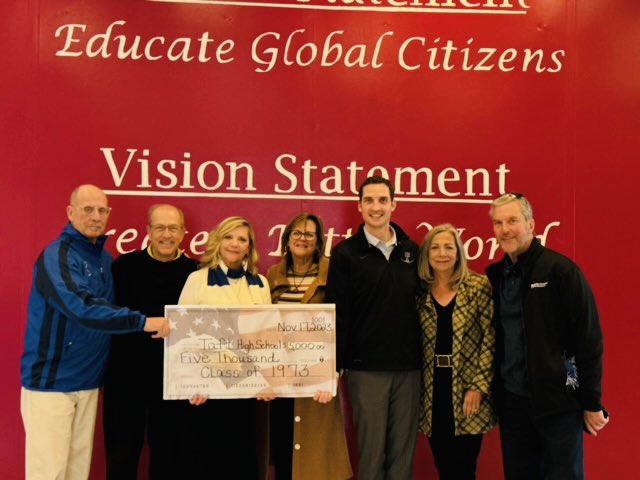 Taft_HS's tweet photo. 🎓 Gratitude Alert! 🙌 
A huge shoutout to the amazing Class of 1973 for their generous $5,000 donation to Taft High School today! 
Your support fuels education and strengthens our community. 
Thank you for making a lasting impact! We’re so grateful for our alumni!
 #Classof73🫶 https://t.co/IILqdVjcz6