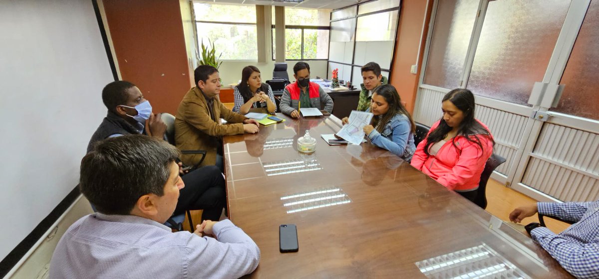 CuencaDGAC's tweet photo. REUNIÓN DE TRABAJO DE LA DIRECCIÓN GENERAL DE AVALÚOS Y CATASTROS, DIRECCIÓN DE PLANIFICACIÓN Y GAD DE SAN JOAQUIN.
#AmorPorCuenca📷📷
#CuencaSeTransforma https://t.co/JuW3Goo2c7