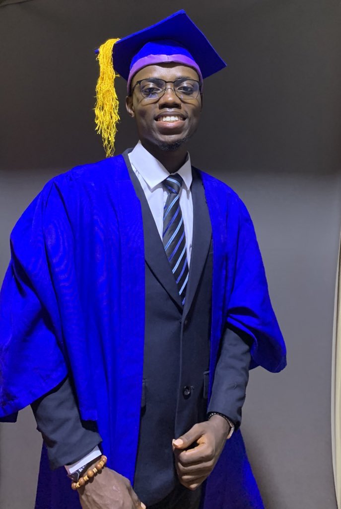 Michael_Oluokun's tweet image. Grateful for the journey, proud of the achievement. Civil Engineering degree unlocked at the Federal University of Technology, Akure. Here's to the late nights, hard work, and the incredible support along the way.
To new beginnings!🎓🥂
#GrandezaClass21
#Futa33rdConvocation