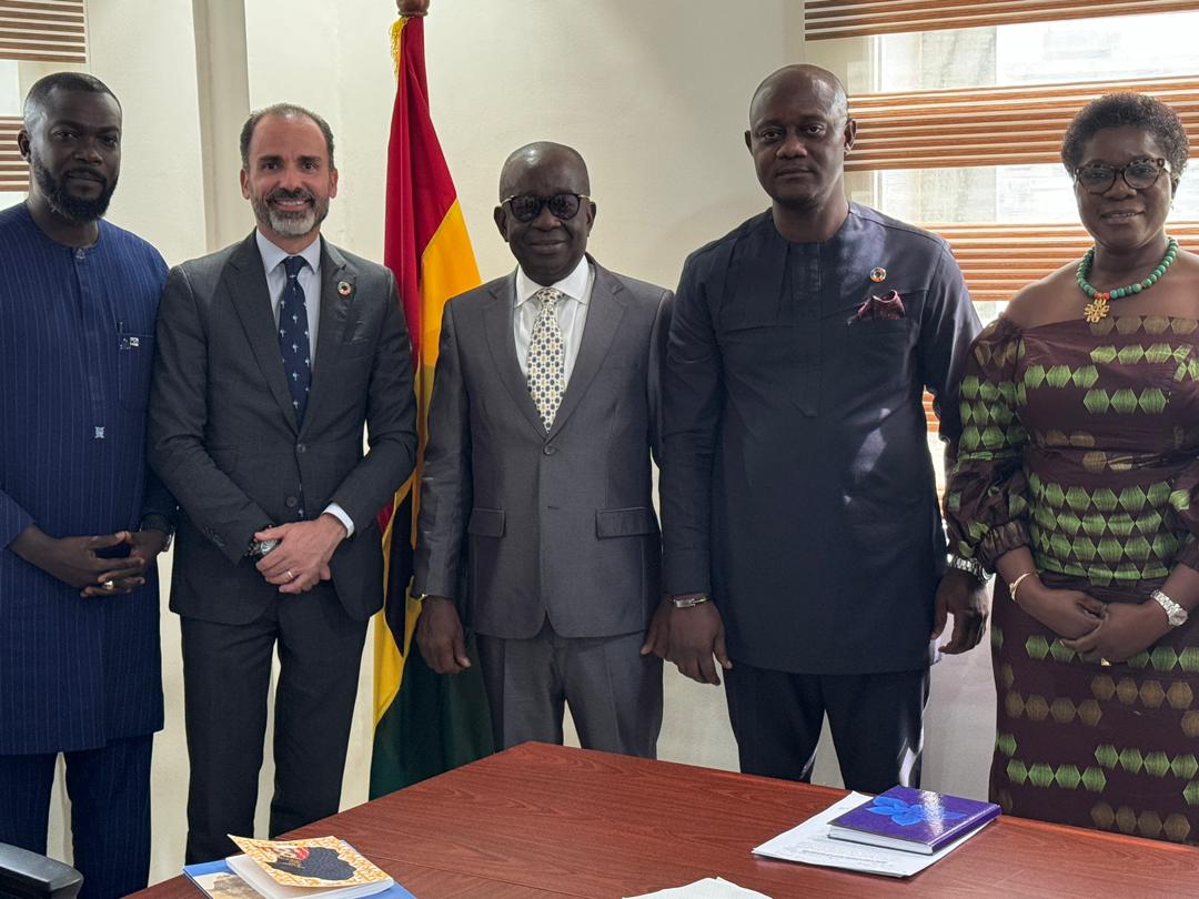 Amado_de_Andres's tweet photo. @UNODC_WCAfrica entertained great discussions with National Security Minister Albert Kan-Dapaah &amp; agreed on a very intense @UNODC-Gov't of Ghana Agenda for 2024 #CNDPresidency #HONLEAAfrica2024 #WDR2024 @charlesabani https://t.co/WCJd9cQTqb
