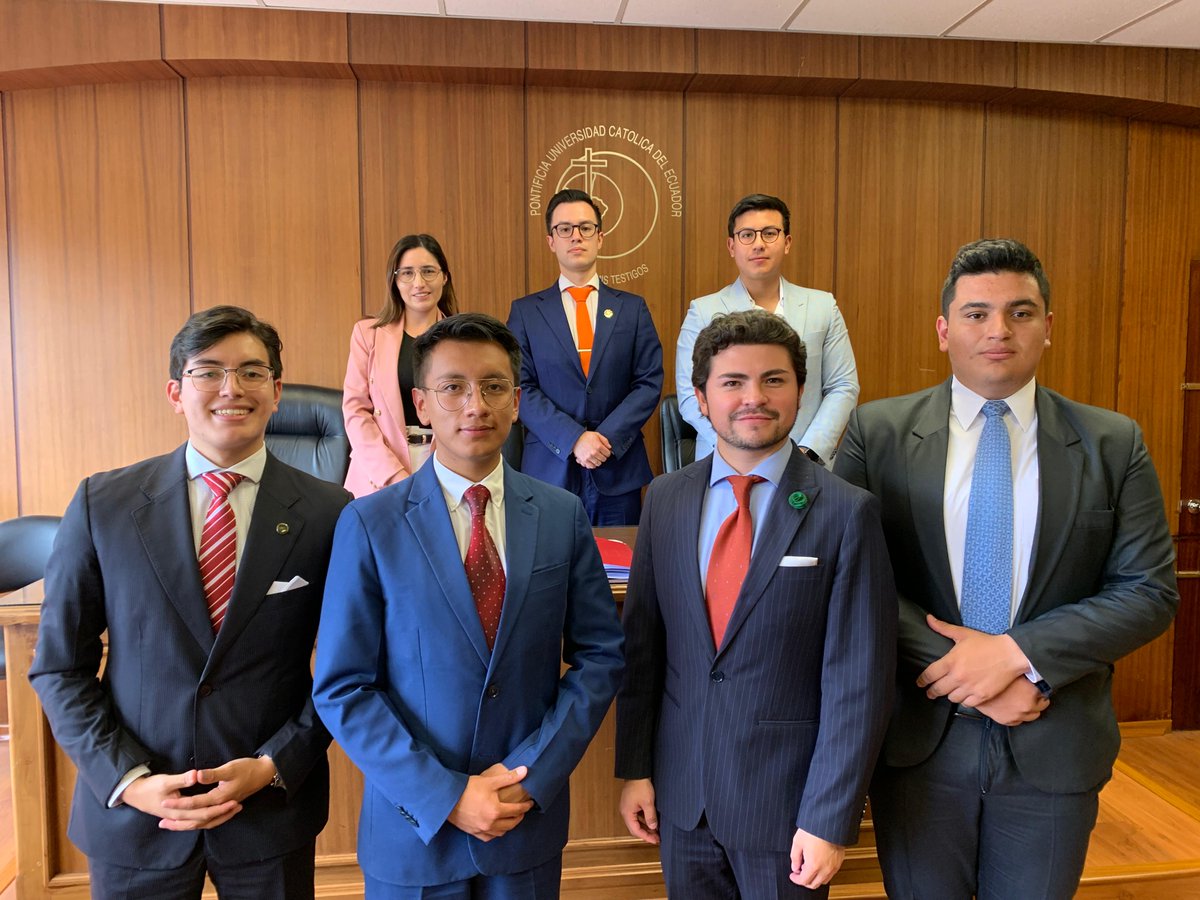 AEDPUCE's tweet photo. IV Concurso Nacional de Derecho Penal - Semifinales ⚖️💰🔪

Hoy se enfrentaron Neytan Calahorrano y Jhonatan Caspi por la Universidad Central (Fiscalía) @lacentralec y Miguel Ortega y Nicolás Hallo  por la Universidad Hemisferios (Defensa) @uhemisferios

#DerechoEnAcción #AED2023 https://t.co/h7L0C5oTKl