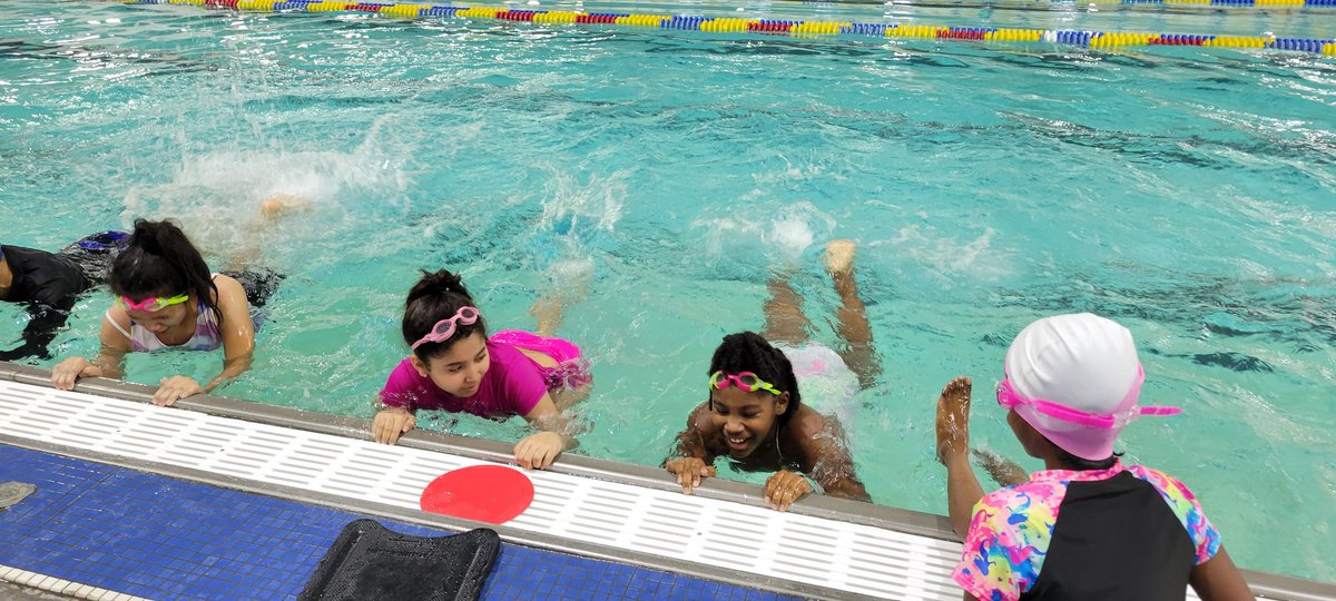 Last day of swim week. 🏊‍♂️ 
<a href="/LAV4thGrade/">LAV4thGrade</a> @MsHo_LAV <a href="/LaVillitaElem/">La Villita Elementary School</a>