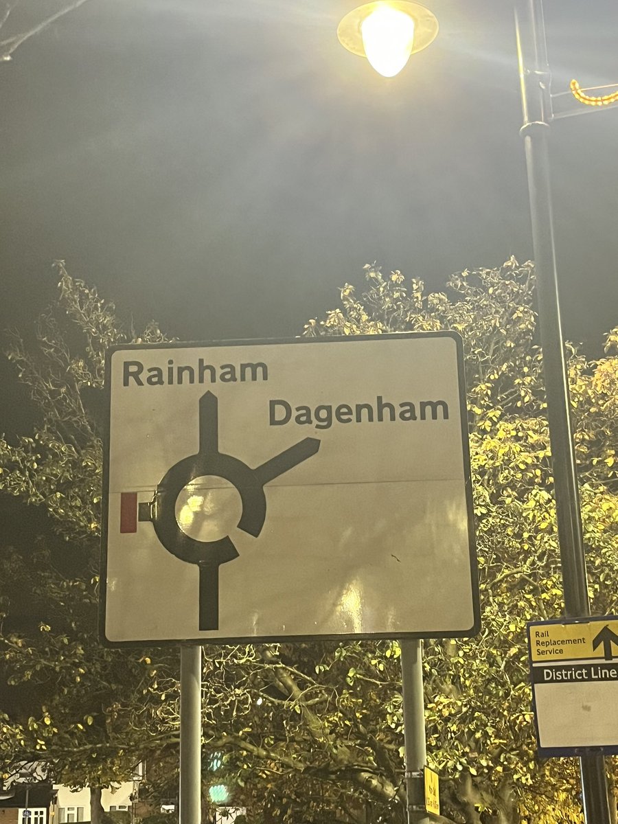 Sam Holland tweet media