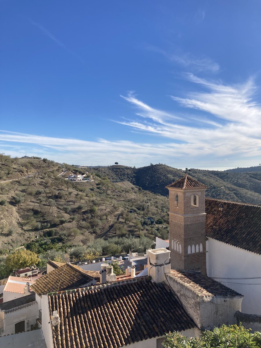 Vanilla Black tweet media