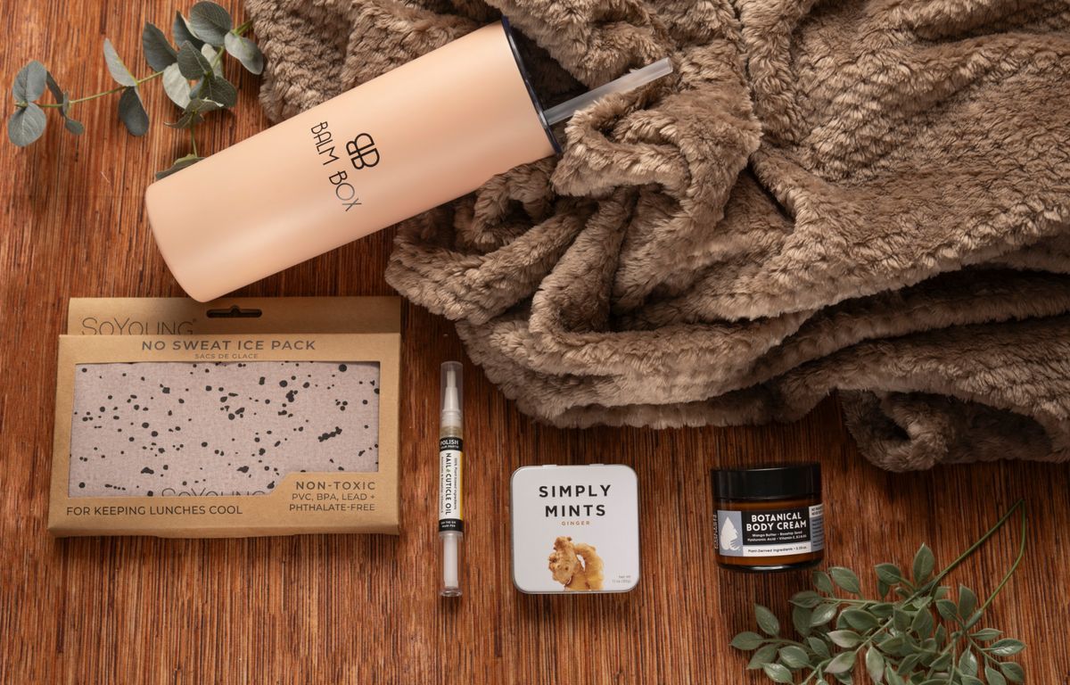 BoxBalm's tweet image. Introducing our new Men's Chemo Care Packages! Our exclusive line for men includes super cozy fleece blankets in neutral colors, so you won't find any pink in sight. 

Starting at $69.99 - shop now at buff.ly/46cggTv