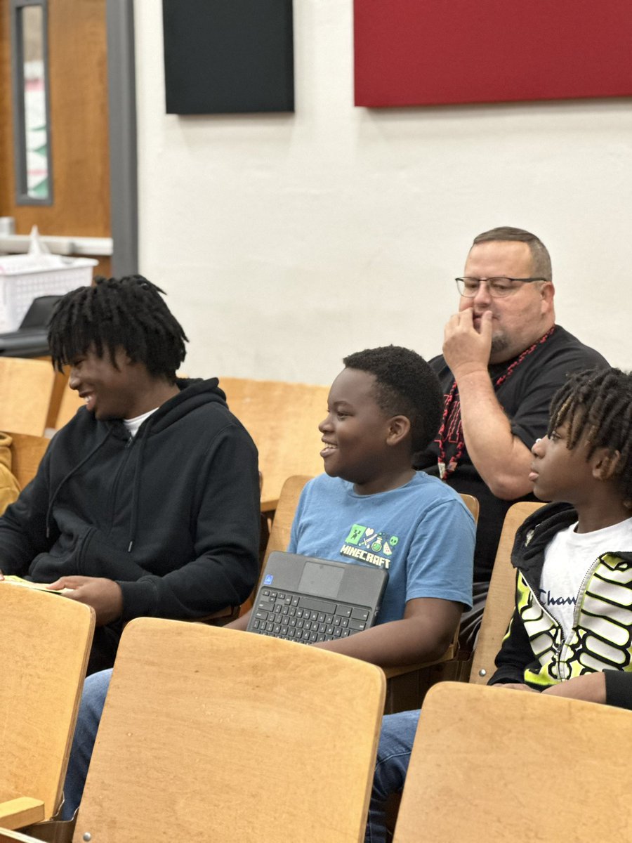 Winder-Barrow Bulldoggs FB (@wbdoggsfb) on Twitter photo Touchdown for Literacy! 🏈📚
Meet <a href="/jordonhart02/">Jordon Hartman</a>, our star football player turned reading champion! 🌟
Jordon is bringing his passion for success both on and off the field to our elementary students. 📖👏
#JordonReads #BooksandBall #LiteracyChampion Touchdown for Literacy! 🏈📚
Meet <a href="/jordonhart02/">Jordon Hartman</a>, our star football player turned reading champion! 🌟
Jordon is bringing his passion for success both on and off the field to our elementary students. 📖👏
#JordonReads #BooksandBall #LiteracyChampion