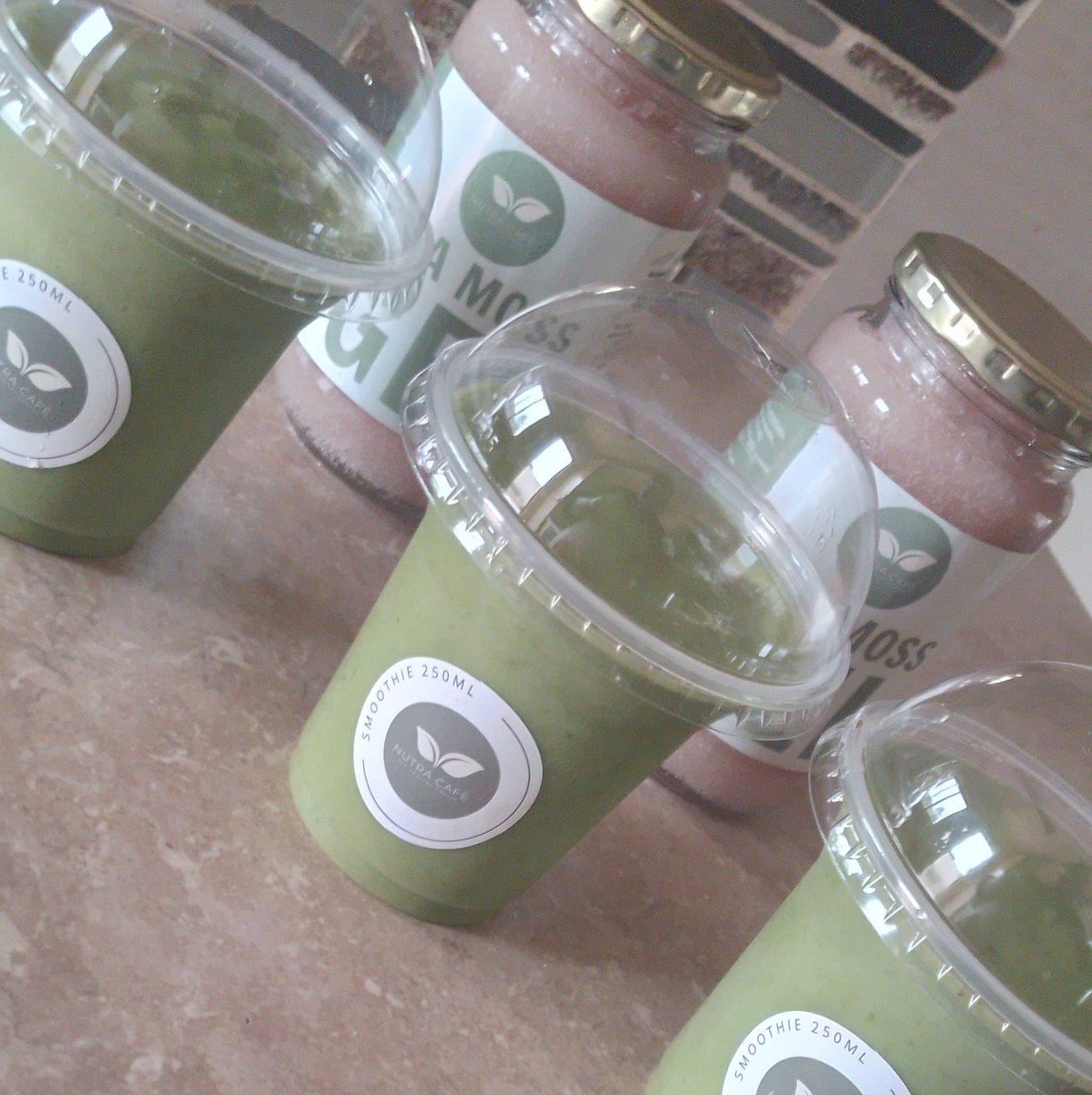 NutraCafe_'s tweet photo. The tastiest way to fuel your body with powerhouse fruit and veg! Try our smoothies 🥤 crammed with nutrients your body needs to boost your energy levels

📍Ulundi
WhatsApp 0714135429
#SkeemSaam #happybirthdaypresident #podcastandchill #mybrotherskeeper https://t.co/8PsAnnkKWk