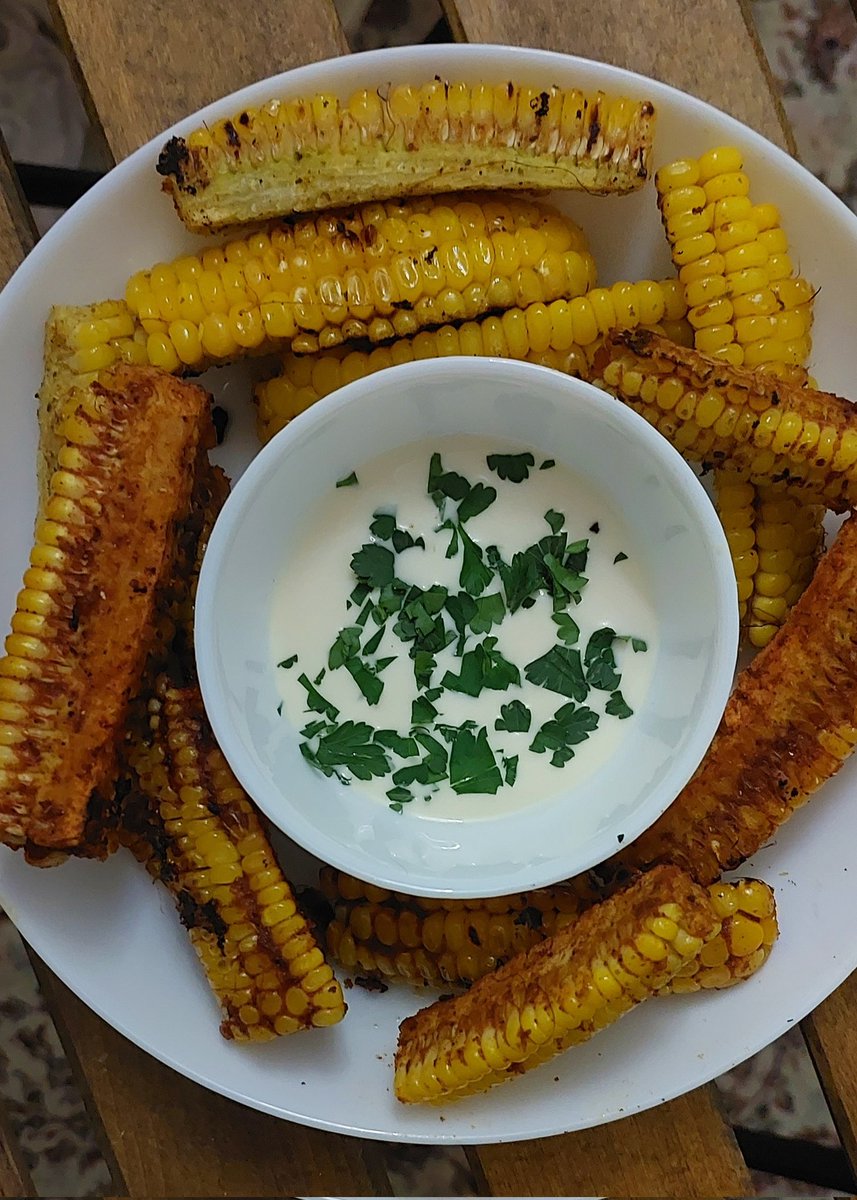 Annewithane27's tweet photo. بلال ادایی 😁😋
#cornribs https://t.co/2ITYtq1zrI