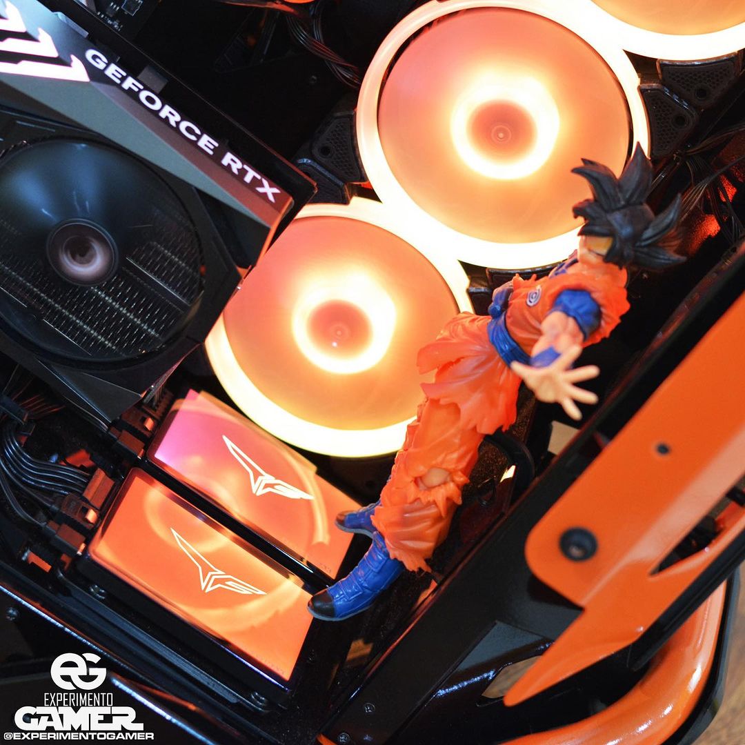 CougarEurope's tweet photo. Modding Friday🧡And the amazing Cratus build!

#pccase #CougarGaming https://t.co/mPIB3l5a4L