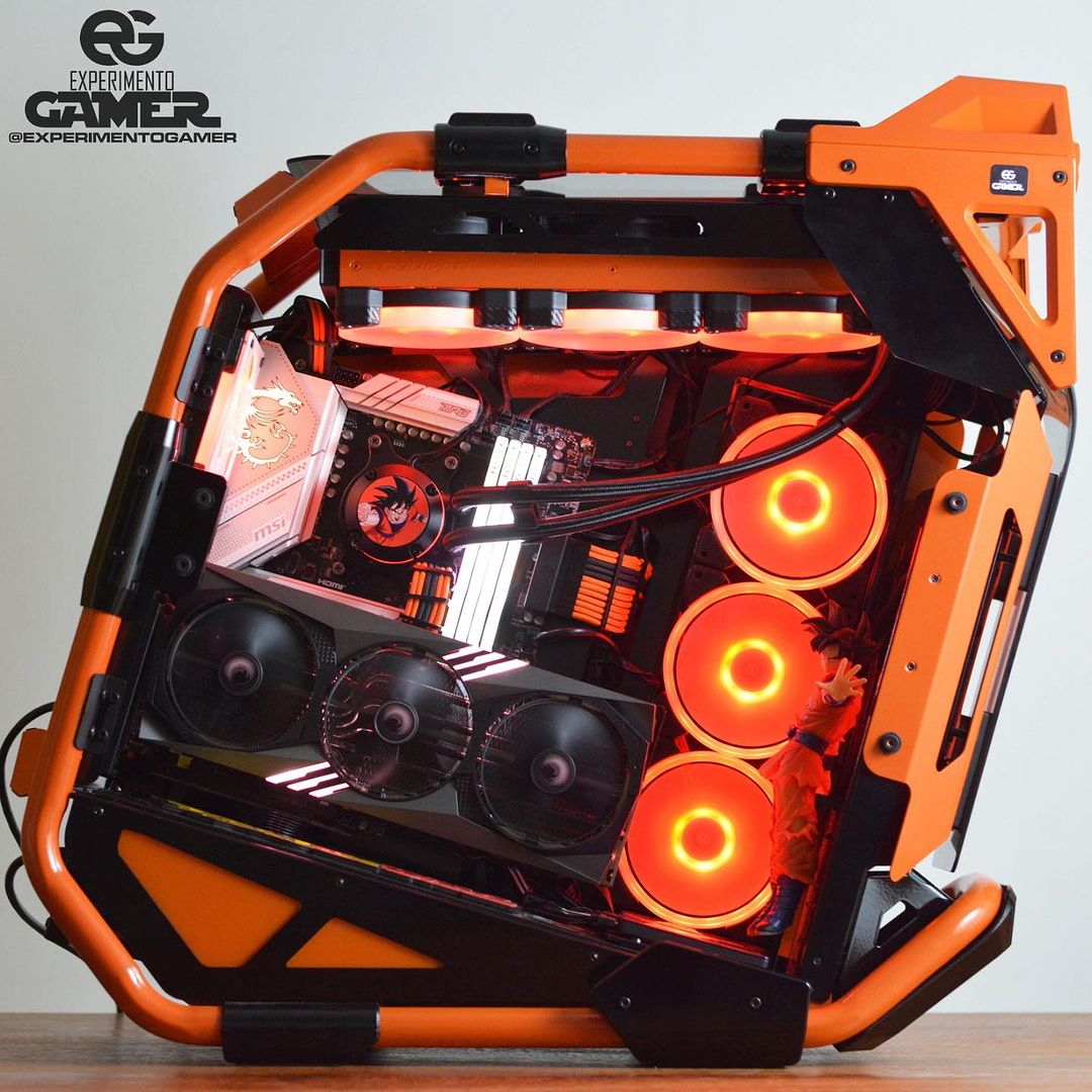 CougarEurope's tweet photo. Modding Friday🧡And the amazing Cratus build!

#pccase #CougarGaming https://t.co/mPIB3l5a4L