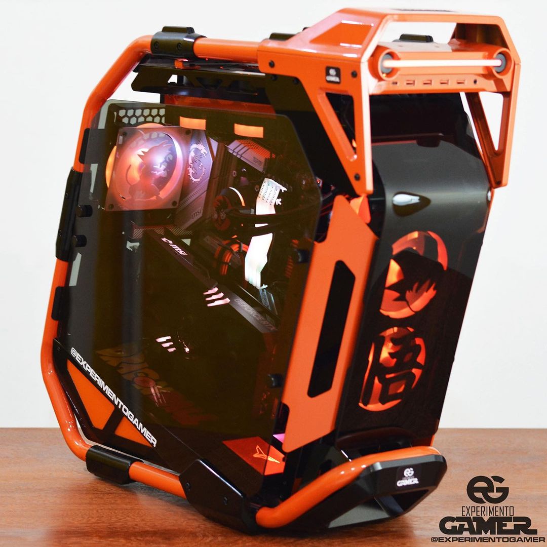 CougarEurope's tweet photo. Modding Friday🧡And the amazing Cratus build!

#pccase #CougarGaming https://t.co/mPIB3l5a4L