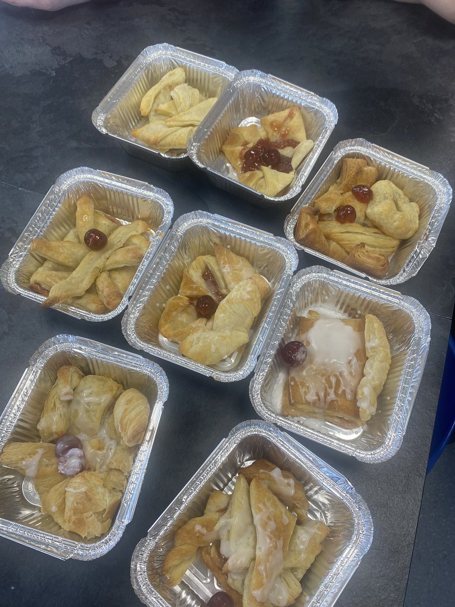 StJohnsHEDept's tweet image. Danish pastries for s5/6 HUB class today as part of their bakery unit, lots of laughter and smiles too😀#loveofwork #familyofstjohns #dundeelearning