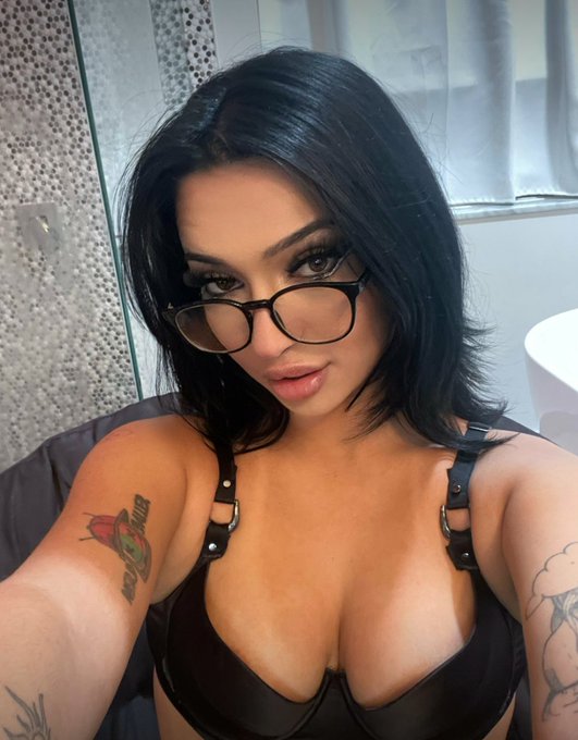 Would I make a good secretary? RT if so https://t.co/3heFq9FQgg