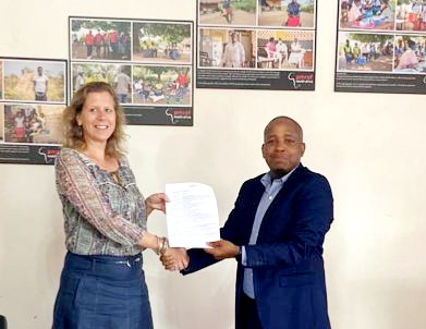 pkagurusi's tweet photo. @Amref_Uganda @Amref_Worldwide are excited tsigned up to an extended collaboration with @CordaidUganda and @HealthyEnAfrica on the @GenderHeroes programme with support from @NLinUganda. Together we will support districts and #communities to improve #SRHR &amp; prevent #SGBV. https://t.co/hMNckBgRG8