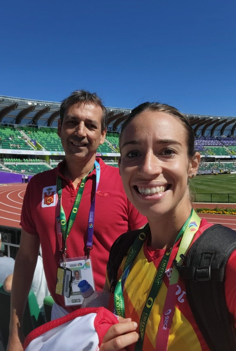 Con cautela todavía pero muy contentos de ver entrenar de nuevo a <a href="/lauriiatl/">Laura García-Caro</a>. Han sido meses muy difíciles después del Cto del mundo de 2022 pero ya vemos la luz...como siempre "lo mejor está por llegar"
  Gracias   <a href="/DrJuanMAlonso/">Juan Manuel Alonso</a> y tantos otr@s por vuestra ayuda ♥️