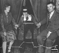 HorrifyingHist1's tweet photo. People flocked to #seances, #spiritualhealers, #mediums, & #clairvoyants as a way to connect to those lost in WorldWarII. #HelenDuncan was one, & it resulted her in being convicted under Britain's #Witchcaft act. Learn more on Wednesday: https://t.co/ayKFCq2xHI https://t.co/wSTKYSYch6