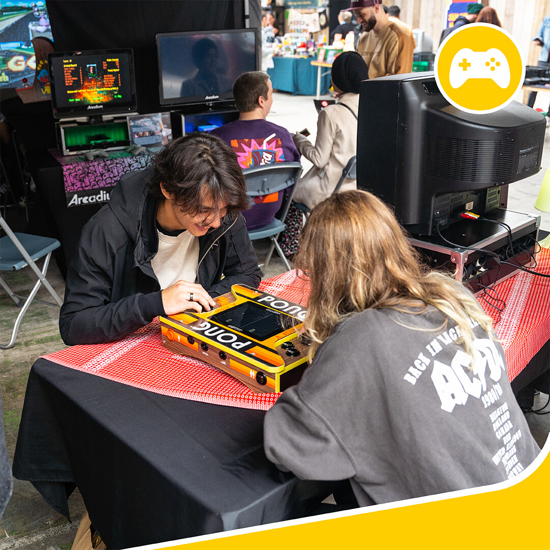 Gamers, we hebben een toffe vraag voor jullie! 🎮 

Welke (retro)game of console staat hoog op jouw verlanglijstje om aan je collectie toe te voegen? 🕹️

We zijn heel erg benieuwd naar jullie antwoorden, dus deel ze snel hieronder! 👇✨

#CollectaCon #CollectaConNL #gaming