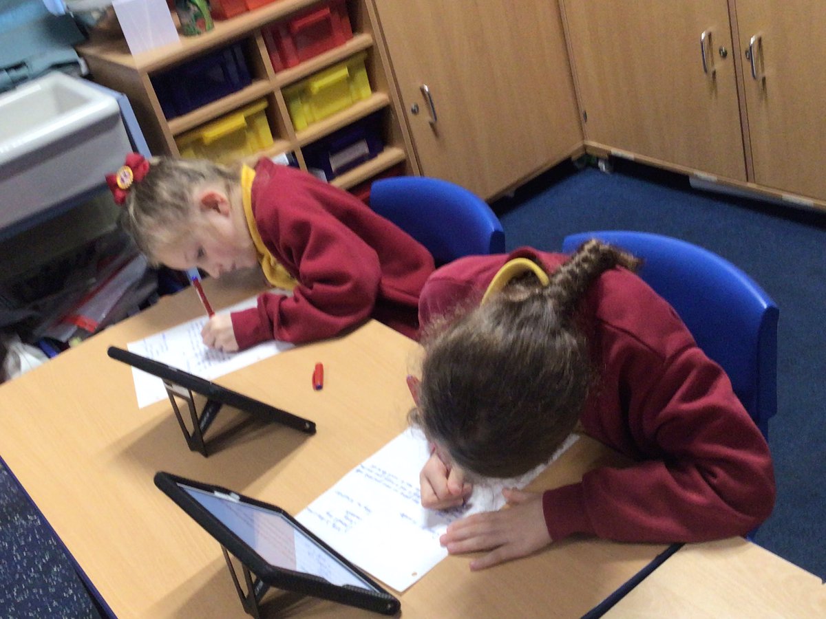 StJamesYear4's tweet photo. We have been writing letters to the local supermarket to encourage them to support the local food banks rather than waste #ServiceTeamDay #LoveYourNeighbour @StJamesChorley https://t.co/SCtdWYK2SW
